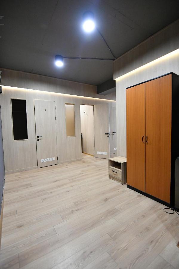 Capsuleplus Saburtalo Tiflis Exterior foto